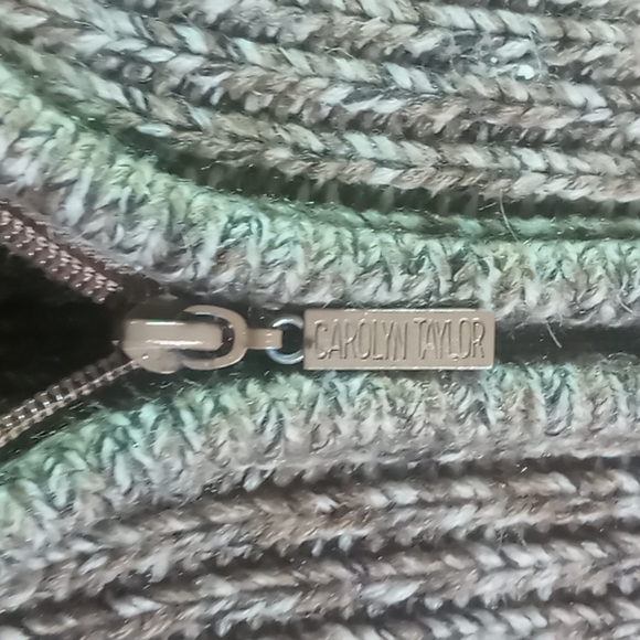 Carolyn Taylor Essentials sweaters size small brown neutral colors - Picture 4 of 12